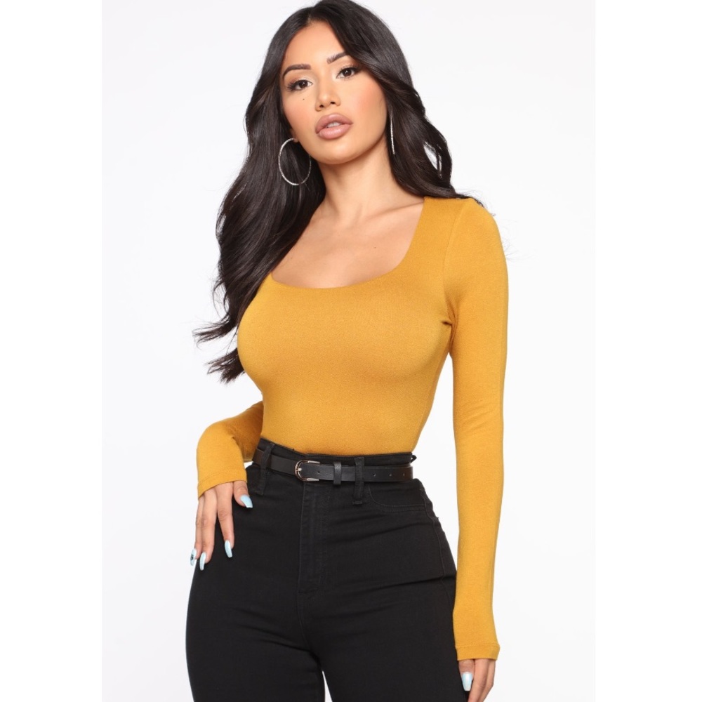 Fashion Nova - Yasmeen Square Neck - Mustard